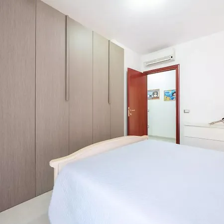 Dimora Del Piccolo Principe Apartment *
